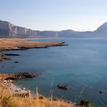 Essence * Τραπάνι
