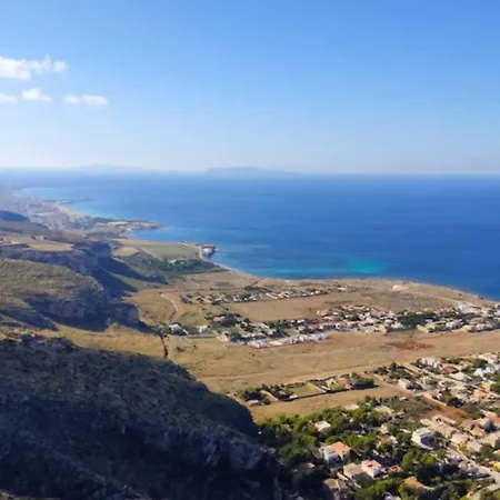 Essence * Trapani